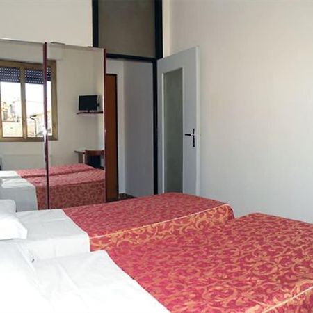 מילאנו Hotel Virgilio מראה חיצוני תמונה