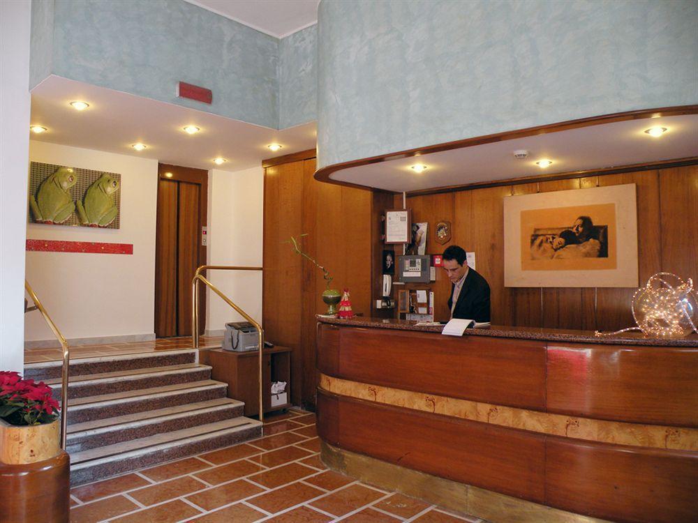 מילאנו Hotel Virgilio מראה חיצוני תמונה