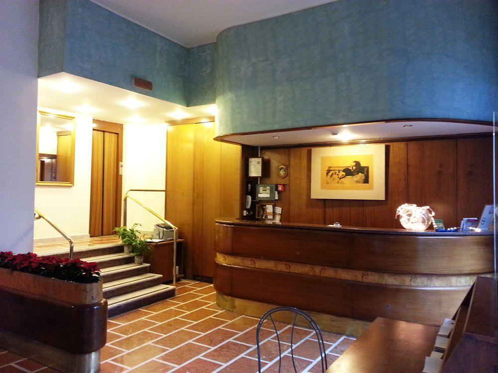מילאנו Hotel Virgilio מראה חיצוני תמונה